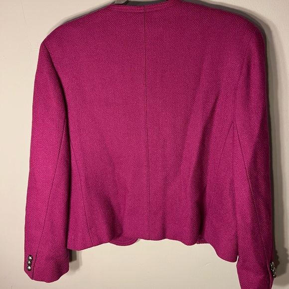 Evan Picone 100% Wool Fuchsia Button Down Jacket Made in the USA - Picture 3 of 7